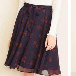 Ann Taylor Flowy Navy Red Floral Full Skirt